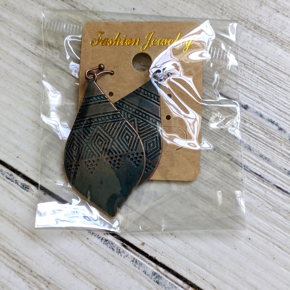 Boho Southwestern Drop Earrings - Picture 7 of 8